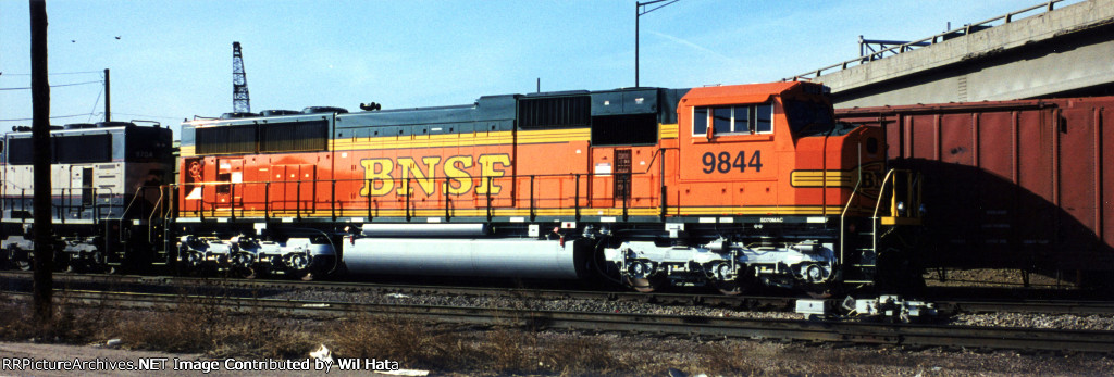 BNSF SD70MAC 9844